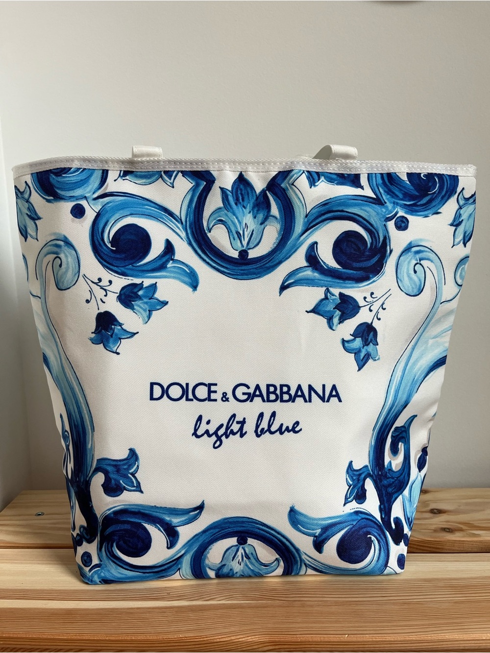 Dolce & Gabbana Beauty Large Cooler Tote with zipper